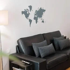 Spacious 82 M2 Two Bedroom Classy Near City Center Selanik