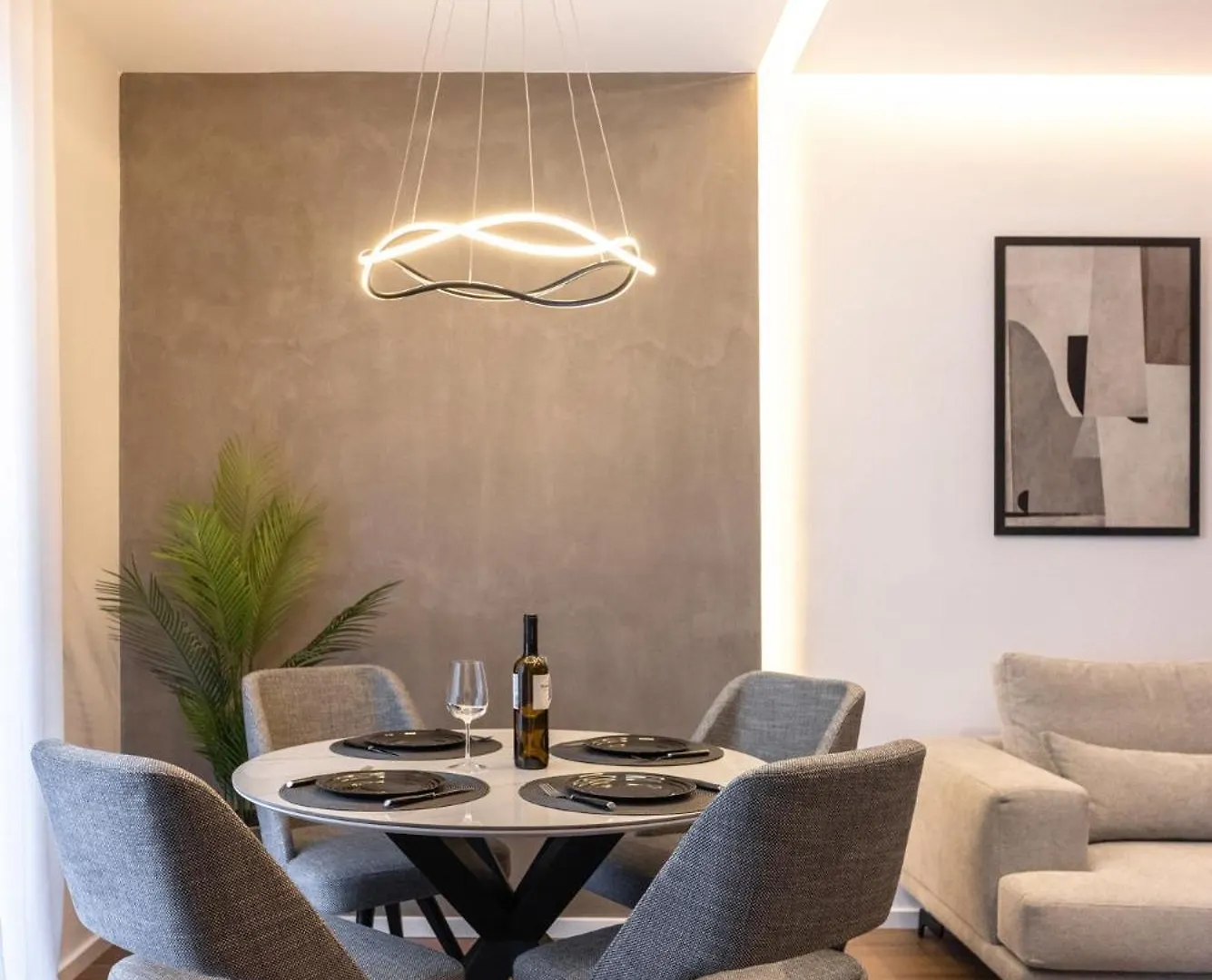 The Five Star Apartment Thessaloniki Greece